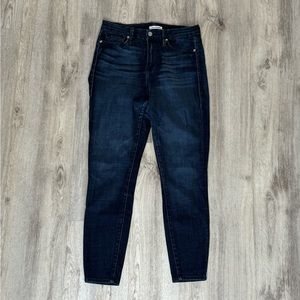 Good American Good Waist Crop in Dark Wash, Size 28, 6